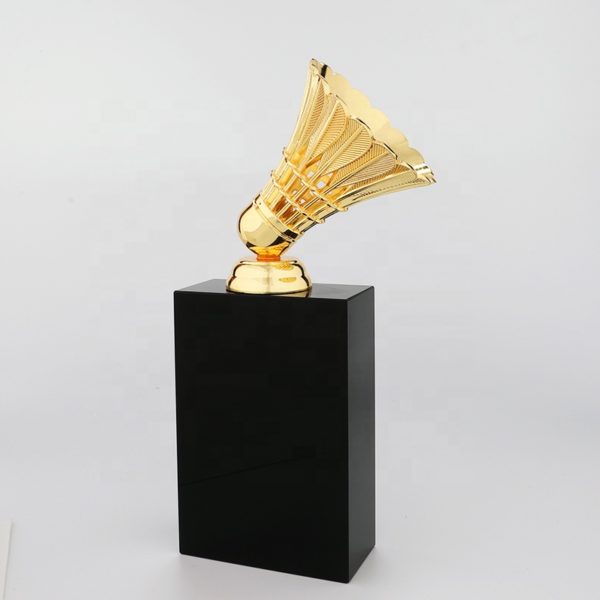 Golden Awards ALGT0025 – Golden Award | Buy Online at Trophy-World Malaysia Supplier